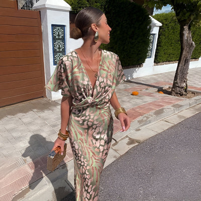 Matilda™ | Long Dress with Twisted Neckline