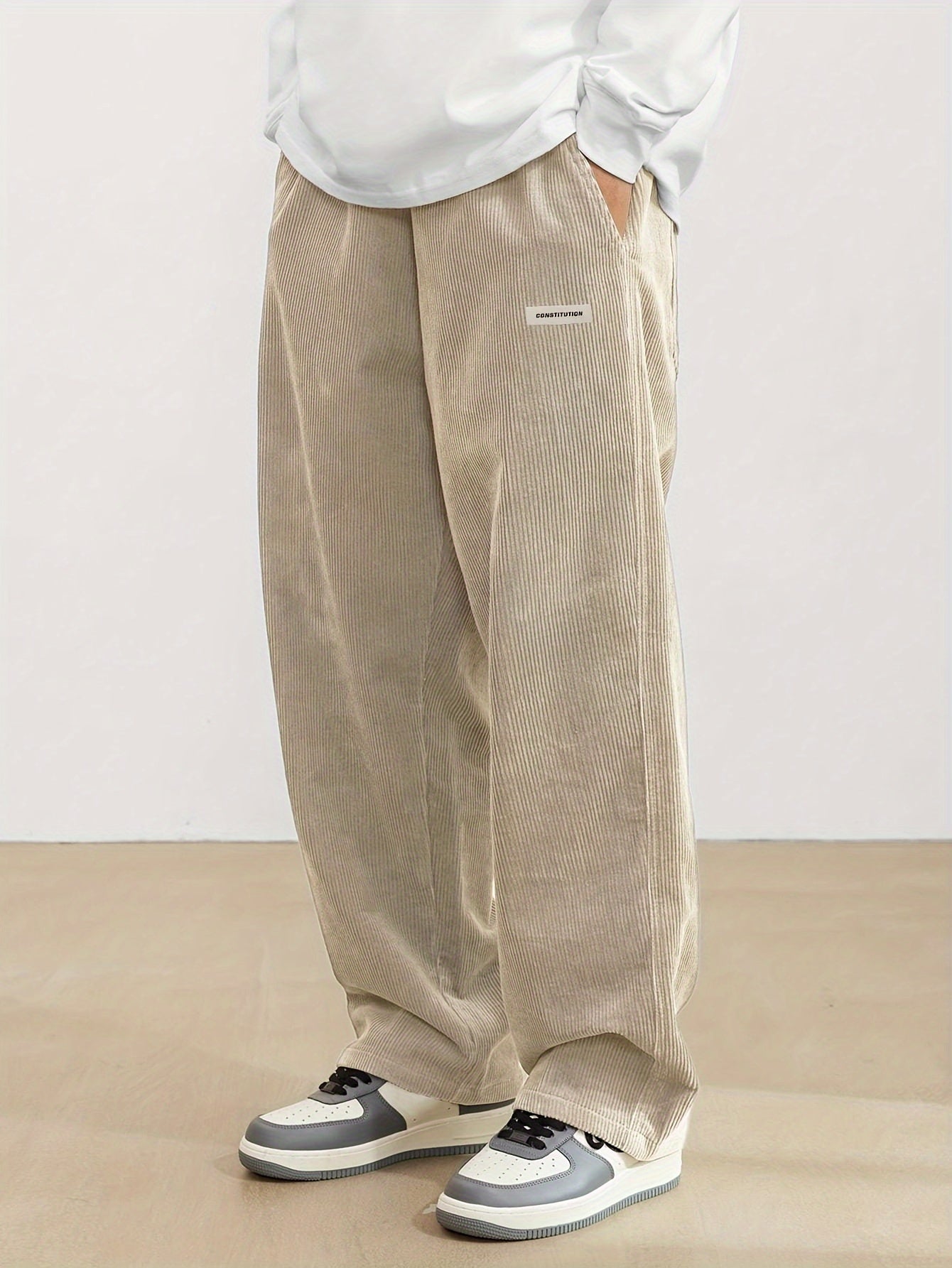 Finn – Stylish Men's Cord Trousers with Practical Pockets